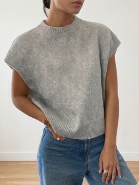 Sleeveless Soft Knit Sweater Vest with Ribbed Hem, Grey XS NWT